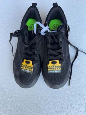GEERS Women's Slip-Resistant Certified Work Shoes Black Size 5.5